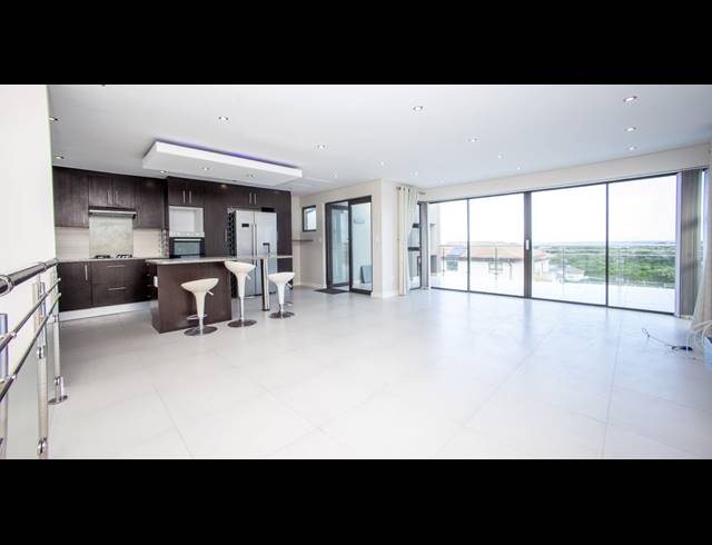 2 BEDROOM TOWNHOUSE FOR SALE IN WINTERSTRAND